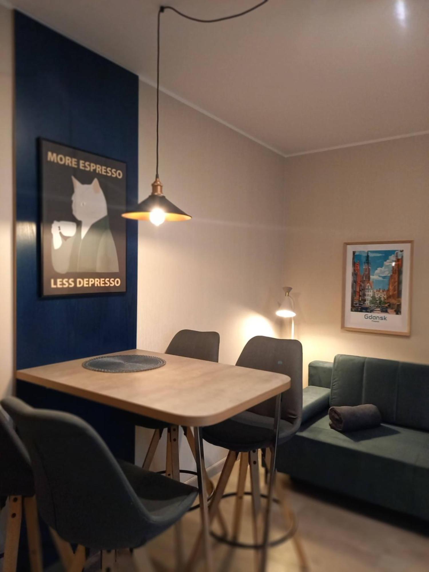 B12 By Marina - Old Town Aparthotel